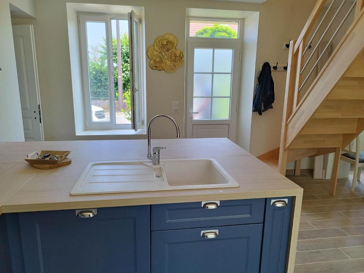 Maison De Campagne Avec Terrain Vallon-en-Sully 외부 사진